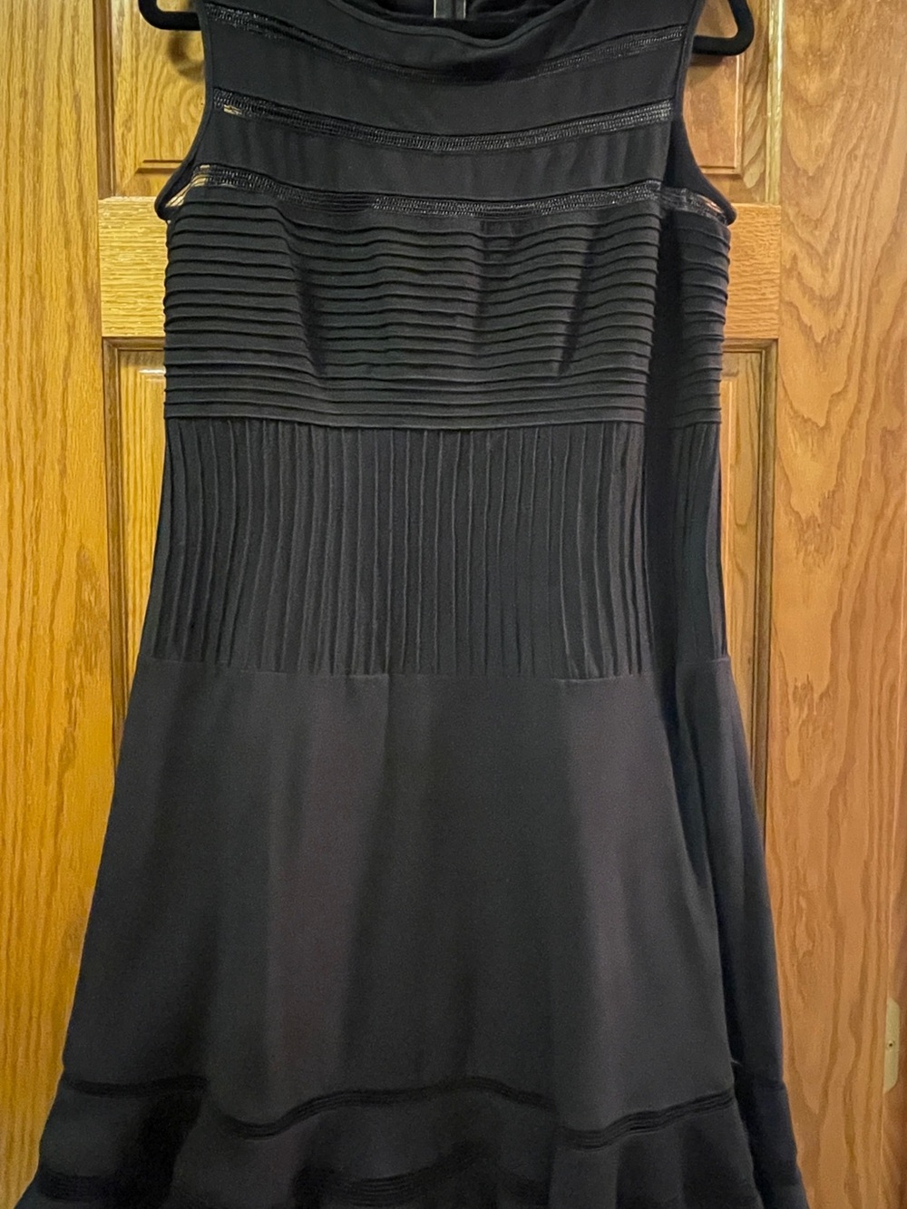 Tadashi Shoji Black Sleeveless Pleated Fit-and-Flare Midi Dress